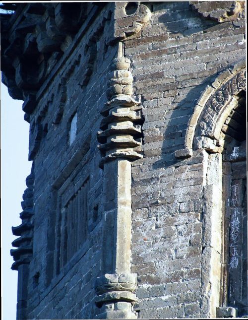 永安寺塔角柱.jpg 永安寺塔角柱.jpg